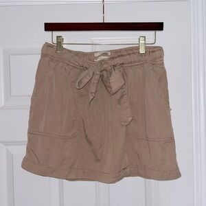 Cynthia Rowley Skirt with bow tie front belt, sz large